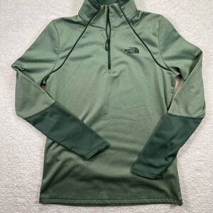 The North Face Women’s Medium Forest Green Half-Zip Pullover